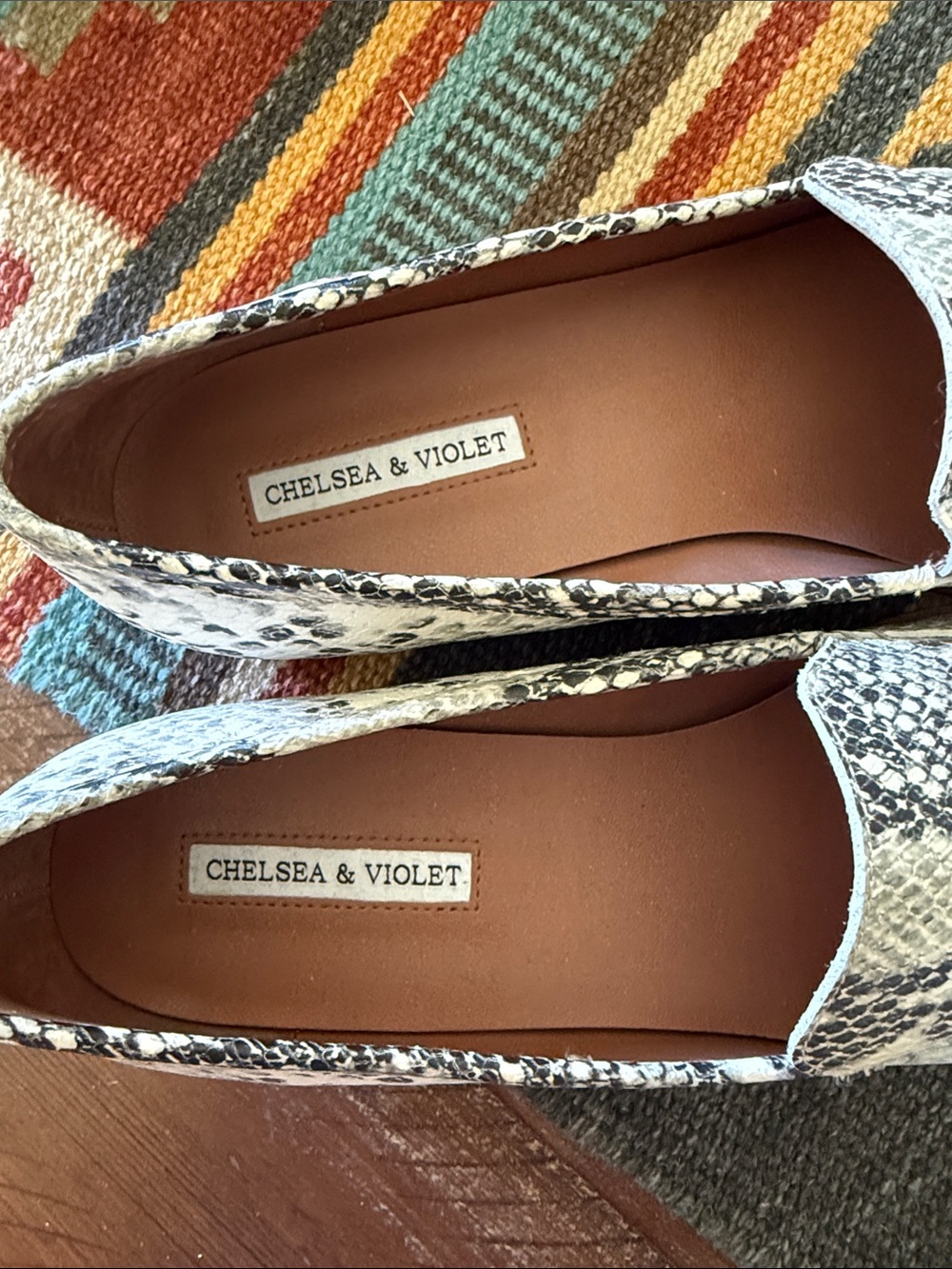 Black & White Snake-Print Loafers - Picture 2 of 6